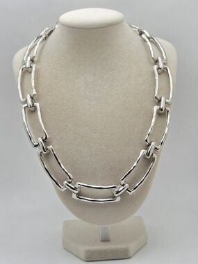 Chico's Silver Tone Hammered Link Statement Necklace - 21"